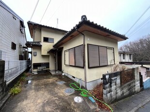 能勢大里戸建の物件外観写真